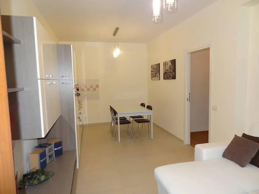 Appartamento Elegante Nuovissimo Quartu Sant'Elena 0*,