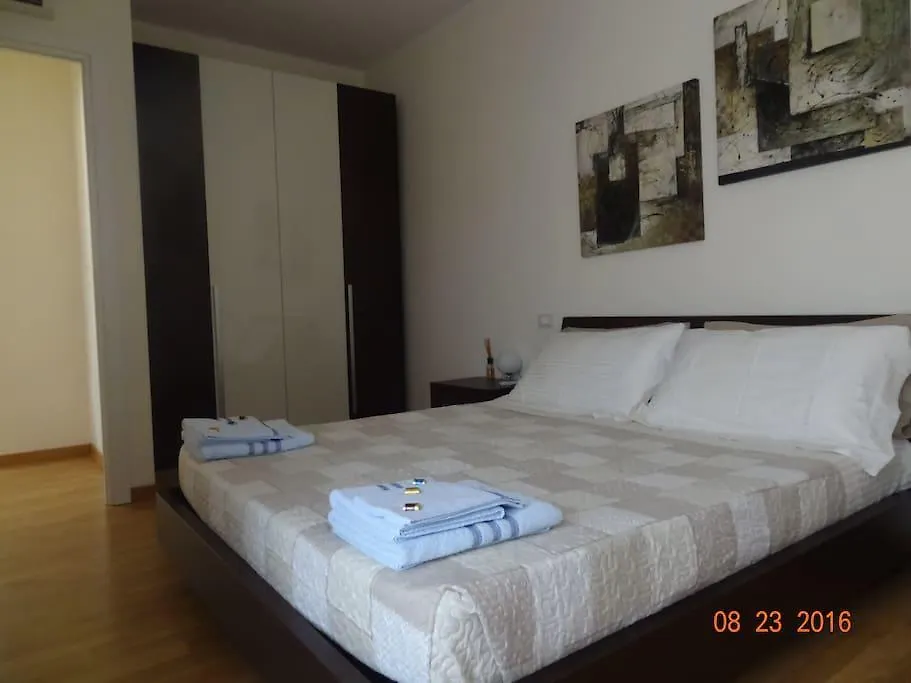 Appartamento Elegante Nuovissimo Quartu SantʼElena Nyaraló